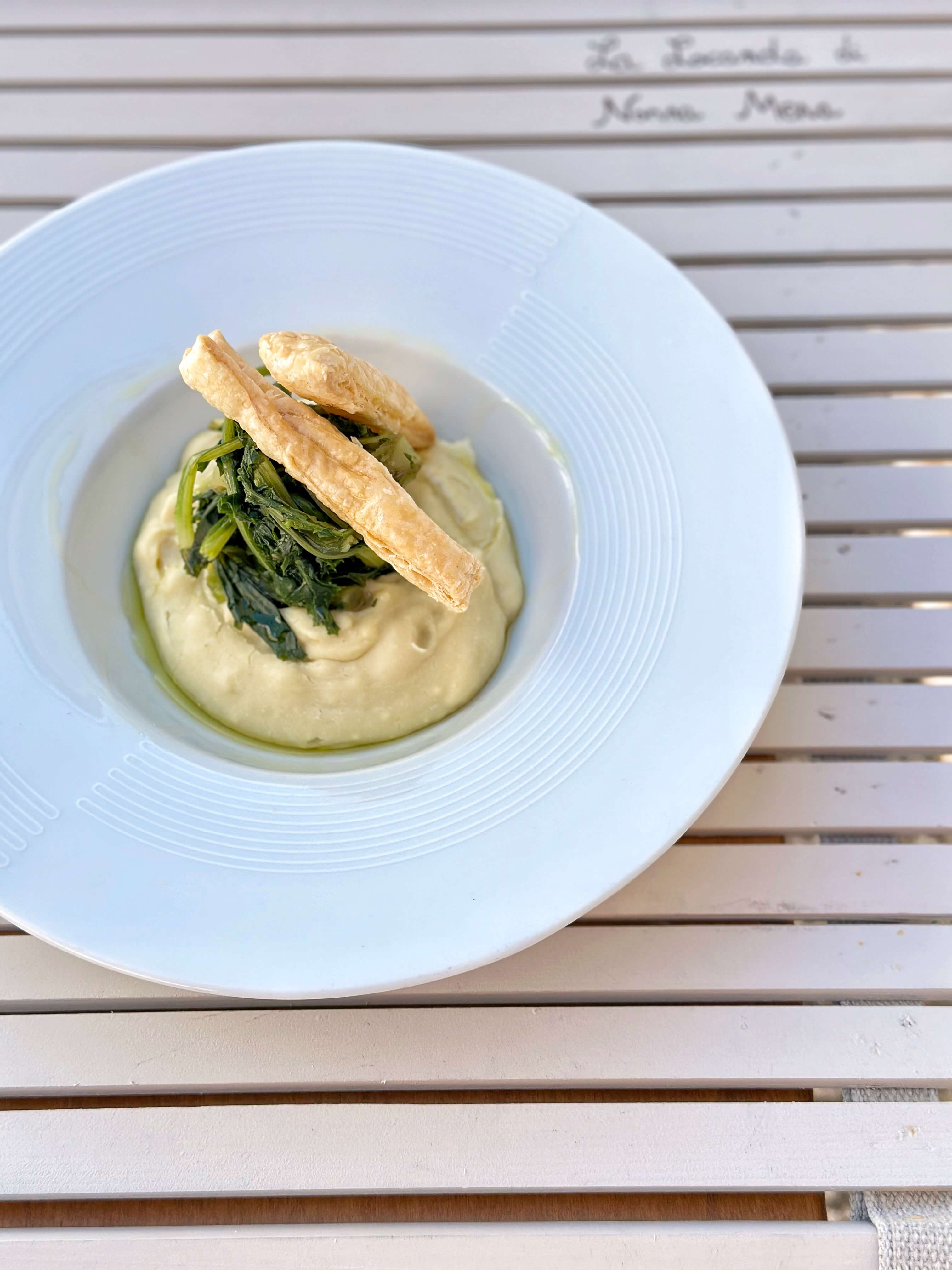 La Locanda di Nonna Mena - Fèves et chicorée La Locanda di Nonna Mena - Fèves et chicorée